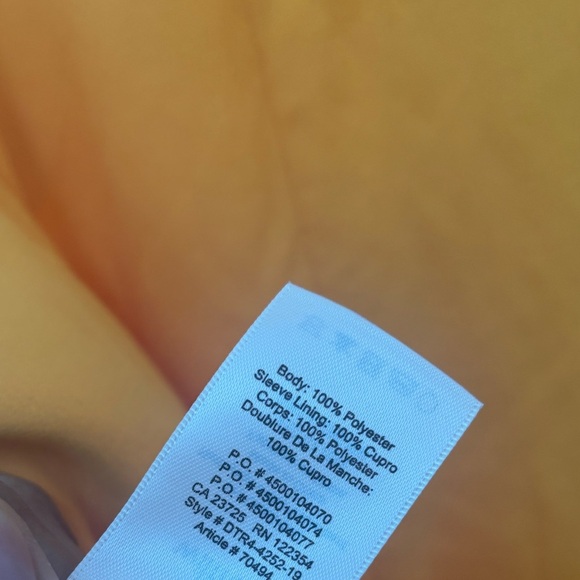 Wilfred Yellow Blazer - Picture 6 of 6